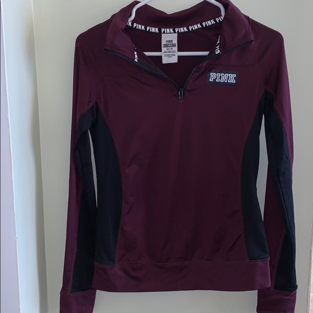 Fitted half zip